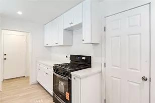 1143 E 106th St, Los Angeles, CA 90002 - Photo 9