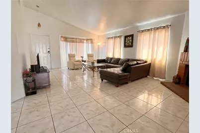 8340 Pampas, Fontana, CA 92335 - Photo 5