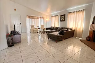 8340 Pampas, Fontana, CA 92335 - Photo 5