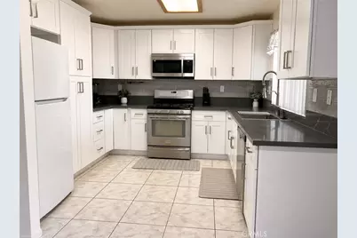 8340 Pampas, Fontana, CA 92335 - Photo 7