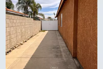 8340 Pampas, Fontana, CA 92335 - Photo 19