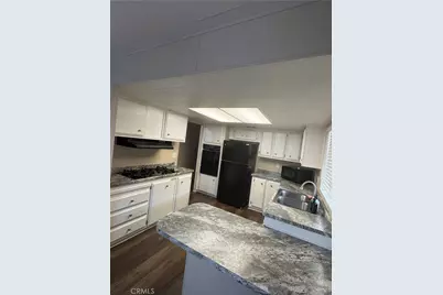 2205 W Acacia #200, Hemet, CA 92545 - Photo 13