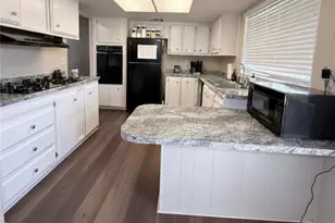 2205 W Acacia, Hemet, CA 92545 - Photo 5