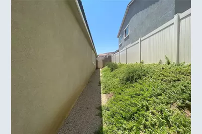 25344 Picket Range, Menifee, CA 92586 - Photo 43