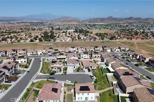 25344 Picket Range, Menifee, CA 92586 - Photo 9