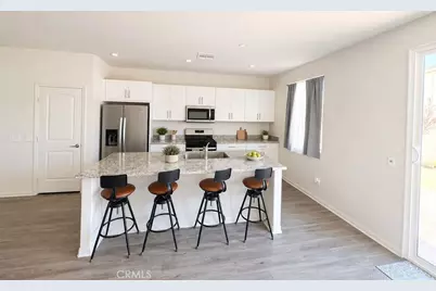 1744 Plume, San Jacinto, CA 92583 - Photo 3