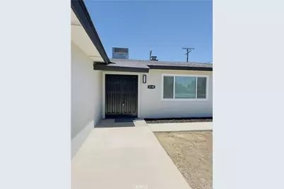 1138 Valley Street, Visalia, CA 93277 - Photo 7