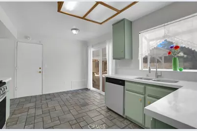 1712 Woodbridge, Palmdale, CA 93550 - Photo 15