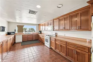 4080 Pedley, Jurupa Valley, CA 92509 - Photo 53