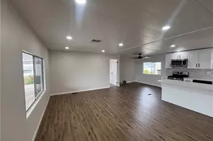 200 San Bernardino Ave, Rialto, CA 92376 - Photo 17