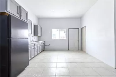 7008 Summit Valley, Hesperia, CA 92345 - Photo 37