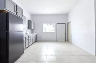 7008 Summit Valley, Hesperia, CA 92345 - Photo 37