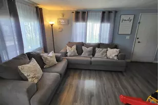 10701 Cedar Ave, Bloomington, CA 92316 - Photo 5