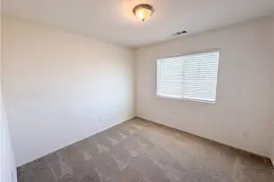 15110 Paseo Verde Pl, Victorville, CA 92394 - Photo 13