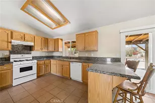 11906 Apatite Ave, Hesperia, CA 92345 - Photo 25