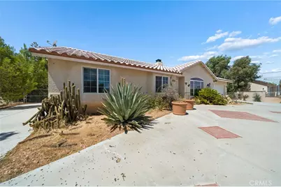 11906 Apatite Avenue, Hesperia, CA 92345 - Photo 7
