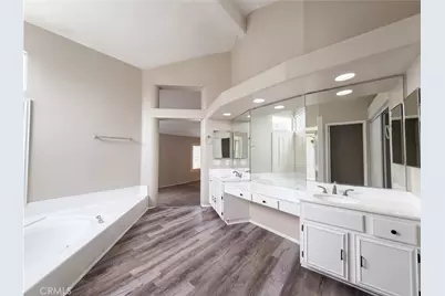 39676 Ridgedale Drive, Murrieta, CA 92563 - Photo 17