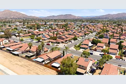 23293 Bay, Moreno Valley, CA 92553 - Photo 45