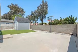 11657 Old Field, Fontana, CA 92337 - Photo 27