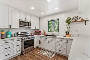 899 Blue Ridge Dr, Lake Arrowhead, CA 92385 - Photo 9