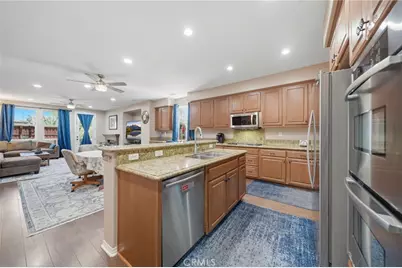 28382 Beacon Bay Circle, Menifee, CA 92585 - Photo 11