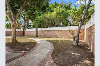 15951 Bahama, North Hills, CA 91343 - Photo 49