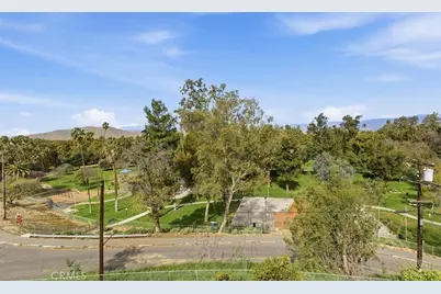 2715 Brockton, Riverside, CA 92501 - Photo 47