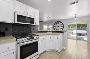 26769 Hanford, Menifee, CA 92584 - Photo 35