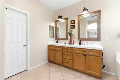6407 6407 Erica Court, Jurupa, CA 92880 - Photo 31