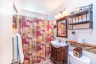 936 D Ln, Big Bear City, CA 92314 - Photo 5