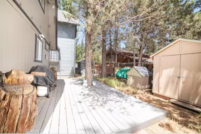 936 D Lane, Big Bear City, CA 92314 - Photo 11