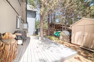 936 D Ln, Big Bear City, CA 92314 - Photo 11