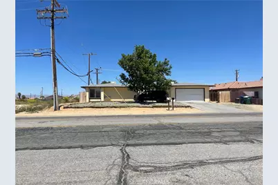 9389 N Loop Boulevard, California City, CA 93505 - Photo 3