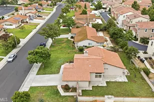 11034 Sierra Tree Ln, Riverside, CA 92505 - Photo 21