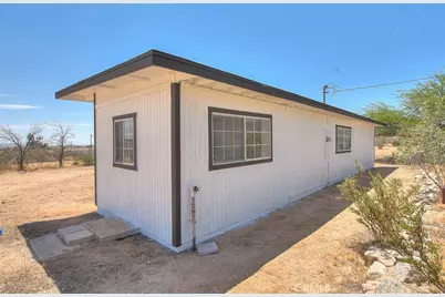55525 Ornelas Lane, Landers, CA 92285 - Photo 11