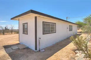 55525 Ornelas Ln, Landers, CA 92285 - Photo 11