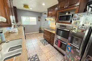 502 S Magnolia Ave, Anaheim, CA 92804 - Photo 11
