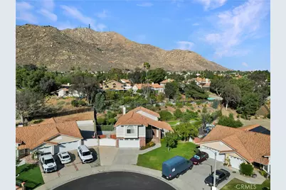 21040 Lord Murphy Court, Moreno Valley, CA 92557 - Photo 5