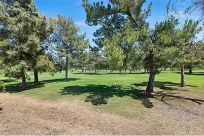 7296 Linares, Jurupa Valley, CA 92509 - Photo 35