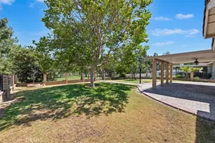 7296 Linares, Jurupa Valley, CA 92509 - Photo 37