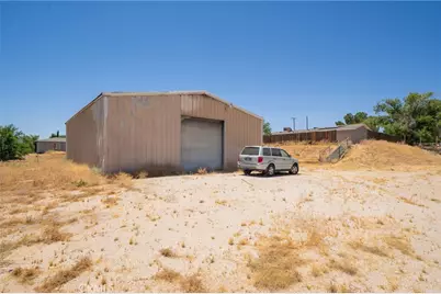 11945 Bornite Avenue, Hesperia, CA 92345 - Photo 33