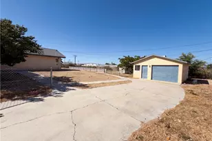 15852 Mandan, Apple Valley, CA 92307 - Photo 5