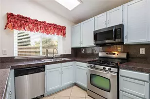 26166 Windemere Way, Moreno Valley, CA 92555 - Photo 13