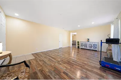 13427 Cypress, Victorville, CA 92395 - Photo 15