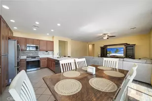 13427 Cypress, Victorville, CA 92395 - Photo 21