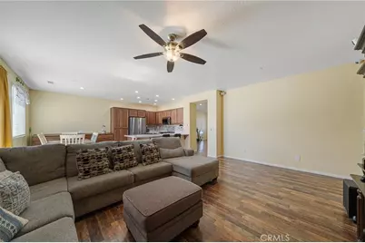 13427 Cypress, Victorville, CA 92395 - Photo 17