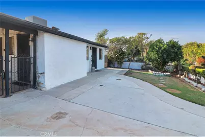 126 N Cota, Corona, CA 92882 - Photo 31
