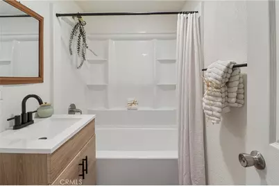126 N Cota, Corona, CA 92882 - Photo 13
