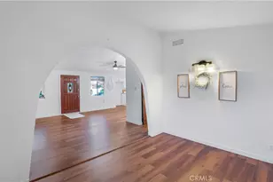 126 N Cota, Corona, CA 92882 - Photo 9