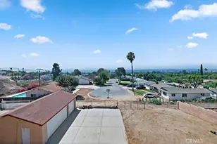 5608 Via Escalante, Jurupa Valley, CA 92509 - Photo 35